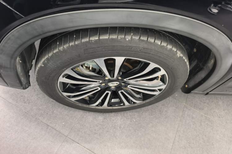 Used GAC Trumpchi GS5 2020 Advanced Model 270T Automatic Luxury Edition Left Front Wheel Hub