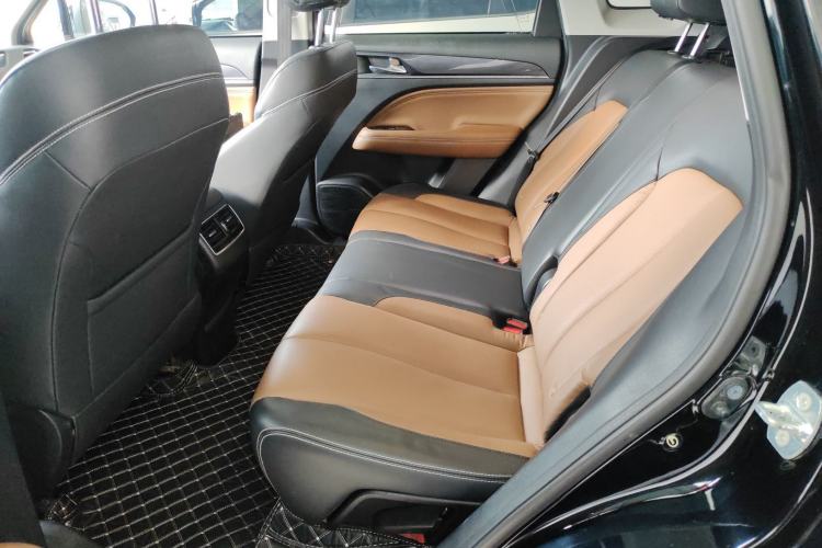 Used GAC Trumpchi GS5 2020 Advanced Model 270T Automatic Elite Edition Left Rear Seat