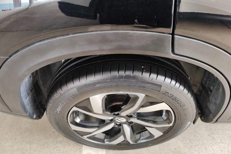 Used GAC Trumpchi GS5 2020 Advanced Model 270T Automatic Elite Edition Right Rear Wheel Hub