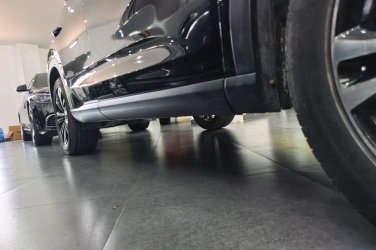 Used GAC Trumpchi GS5 2020 Advanced Model 270T Automatic Luxury Edition Right Side Sill