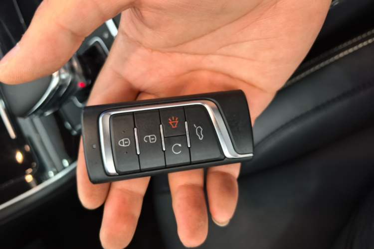Used GAC Trumpchi GS5 2020 Advanced Model 270T Automatic Luxury Edition Vehicle Key