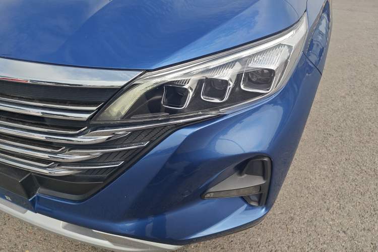 Used GAC Trumpchi GS5 2020 Advanced Model 270T Automatic Luxury Edition Left Front Headlight