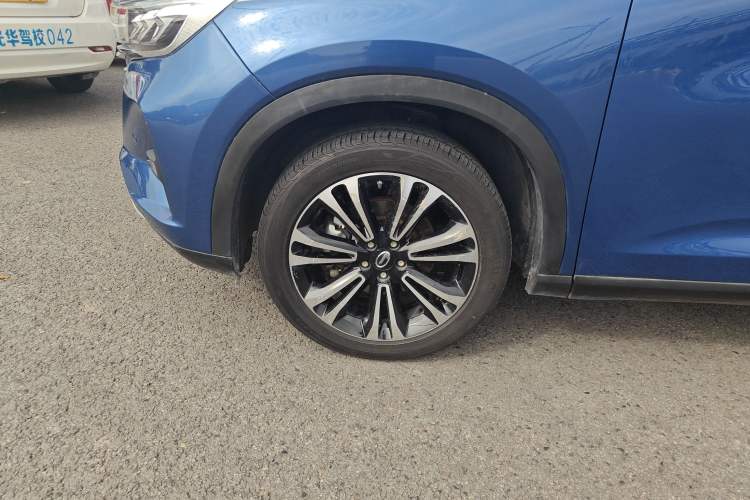 Used GAC Trumpchi GS5 2020 Advanced Model 270T Automatic Luxury Edition Left Front Wheel Hub