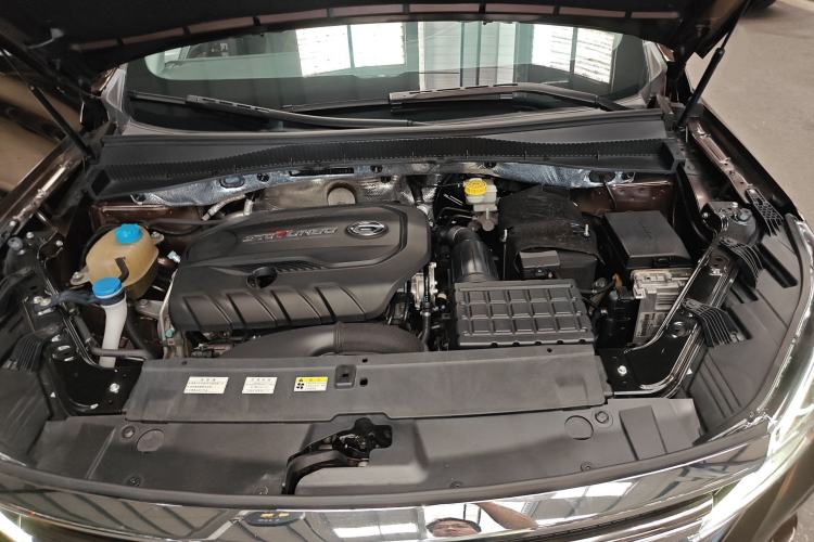 Used GAC Trumpchi GS5 2020 Advanced Model 270T Automatic Luxury Edition Engine Bay