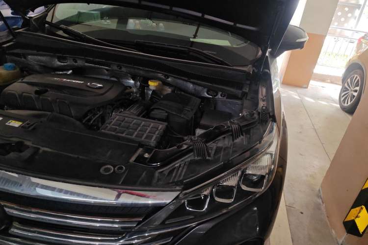 Used GAC Trumpchi GS5 2020 Advanced Model 270T Automatic Luxury Edition Engine Bay Left