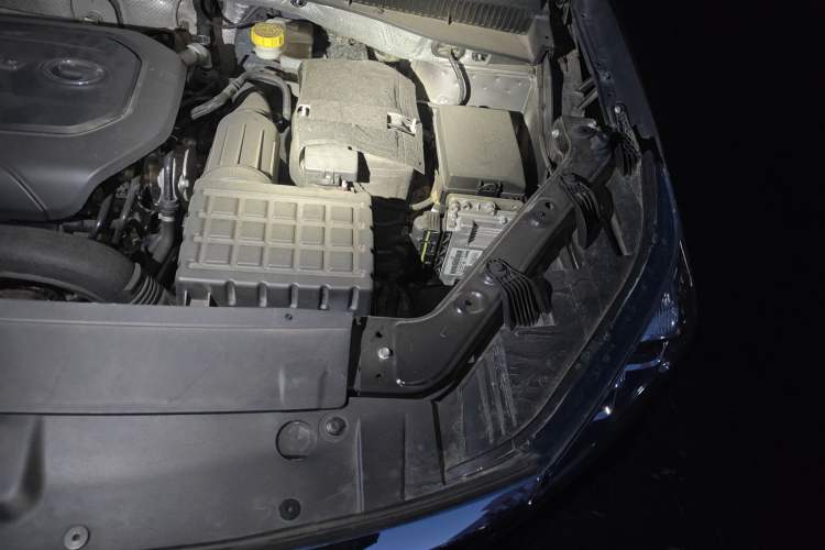 Used GAC Trumpchi GS5 2020 Advanced Model 270T Automatic Luxury Edition Engine Bay Left