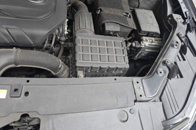 Used GAC Trumpchi GS5 2020 Advanced Model 270T Automatic Luxury Edition Engine Bay Left