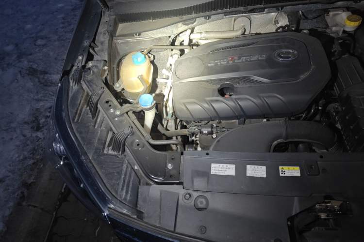 Used GAC Trumpchi GS5 2020 Advanced Model 270T Automatic Luxury Edition Engine Bay Right