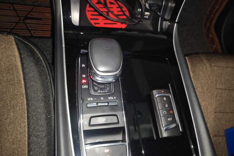 Used GAC Trumpchi GS5 2020 Advanced Model 270T Automatic Luxury Edition Gear Lever