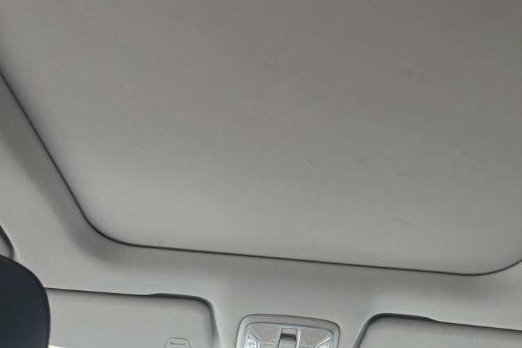 Used GAC Trumpchi GS5 2020 Advanced Model 270T Automatic Luxury Edition Headliner
