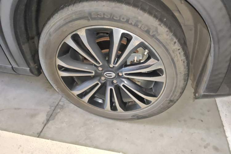 Used GAC Trumpchi GS5 2020 Advanced Model 270T Automatic Luxury Edition Right Front Wheel Hub