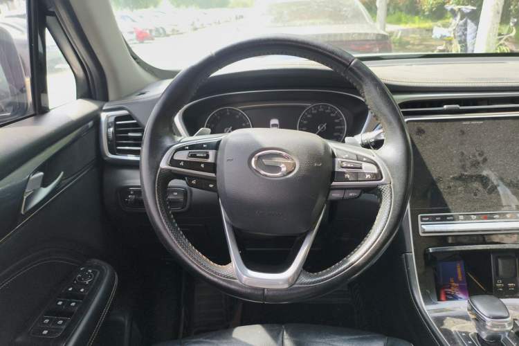 Used GAC Trumpchi GS5 2020 Advanced Model 270T Automatic Luxury Edition Steering Wheel