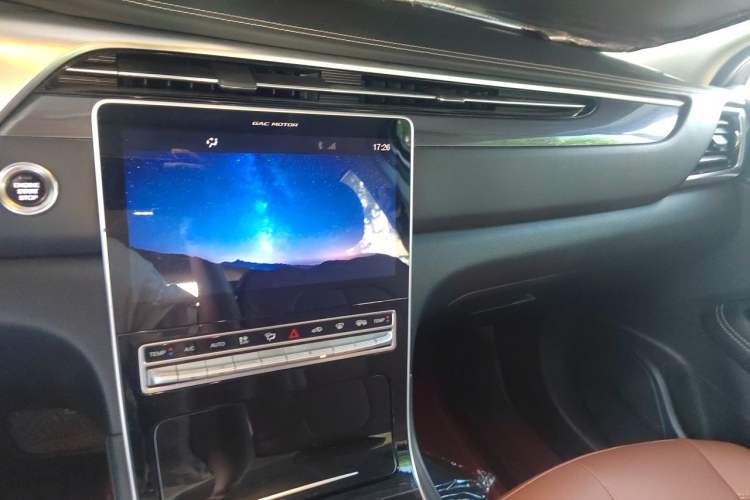 Used GAC Trumpchi GS5 2020 Advanced Model 270T Automatic Luxury Edition Audio And AC Panel