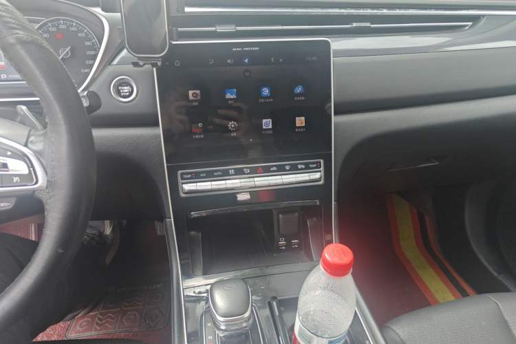 Used GAC Trumpchi GS5 2020 Advanced Model 270T Automatic Luxury Edition Audio And AC Panel