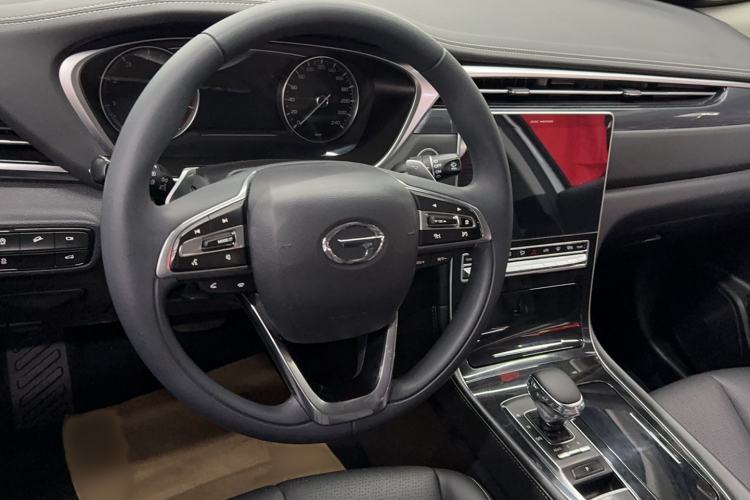 Used GAC Trumpchi GS5 2020 Advanced Model 270T Automatic Luxury Edition Audio And AC Panel