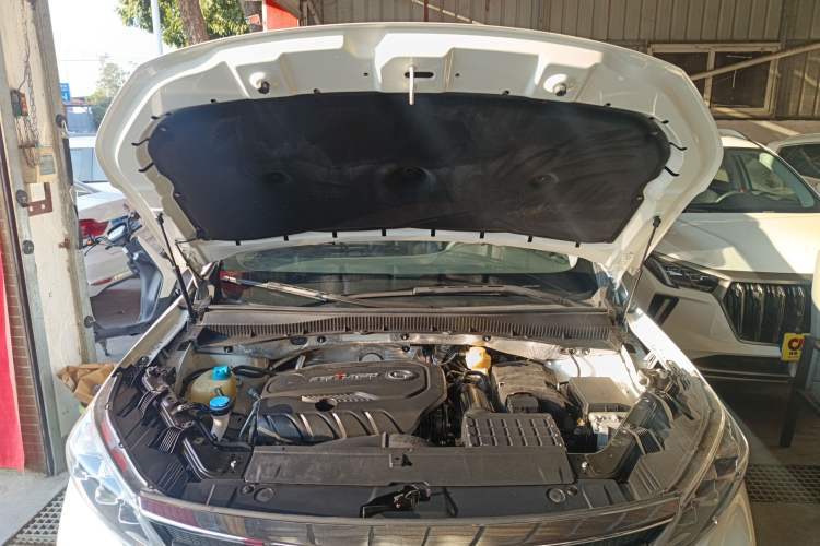 Used GAC Trumpchi GS5 2020 Advanced Model 270T Automatic Luxury Edition Engine Bay