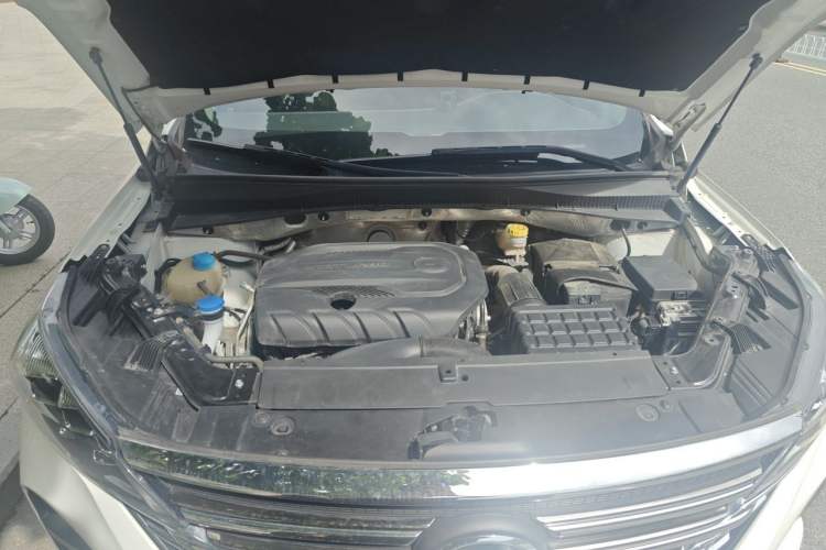 Used GAC Trumpchi GS5 2020 Advanced Model 270T Automatic Luxury Edition Engine Bay