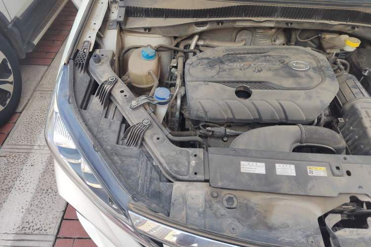 Used GAC Trumpchi GS5 2020 Advanced Model 270T Automatic Luxury Edition Engine Bay Right