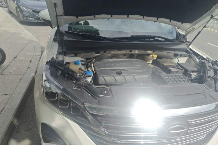Used GAC Trumpchi GS5 2020 Advanced Model 270T Automatic Luxury Edition Engine Bay Right