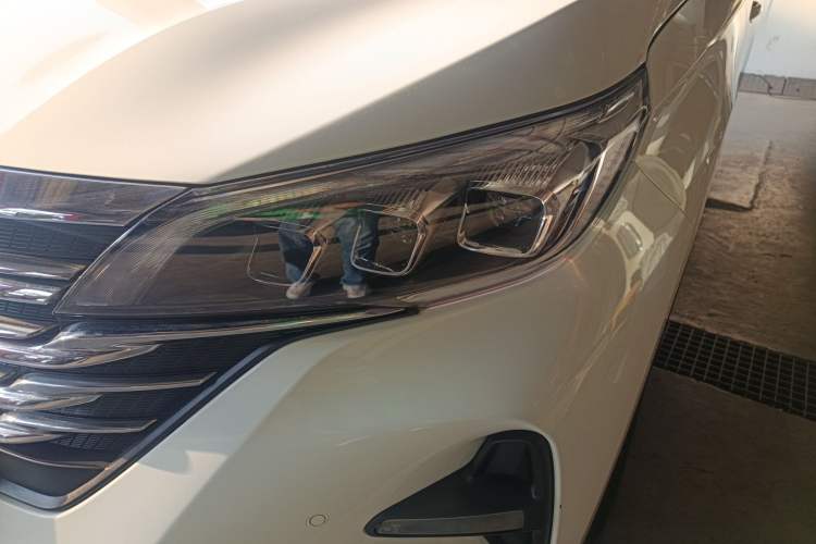 Used GAC Trumpchi GS5 2020 Advanced Model 270T Automatic Luxury Edition Left Front Headlight