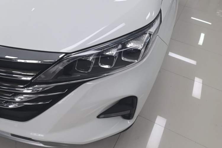 Used GAC Trumpchi GS5 2020 Advanced Model 270T Automatic Luxury Edition Left Front Headlight