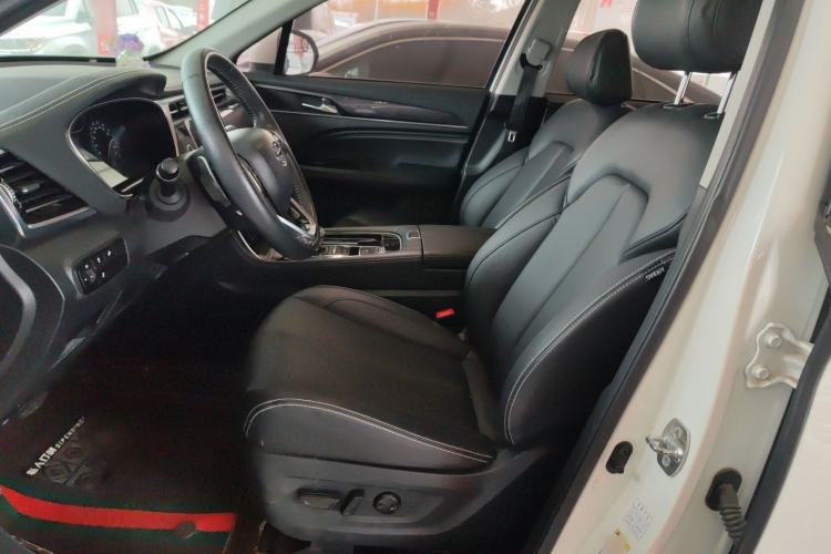 Used GAC Trumpchi GS5 2020 Advanced Model 270T Automatic Elite Edition Left Front Seat