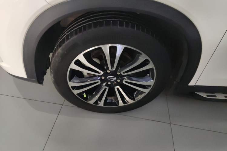 Used GAC Trumpchi GS5 2020 Advanced Model 270T Automatic Luxury Edition Left Front Wheel Hub