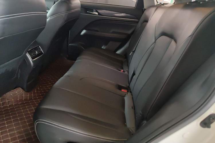 Used GAC Trumpchi GS5 2020 Advanced Model 270T Automatic Elite Edition Left Rear Seat