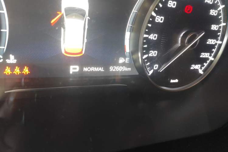 Used GAC Trumpchi GS5 2020 Advanced Model 270T Automatic Luxury Edition Odometer Close Up