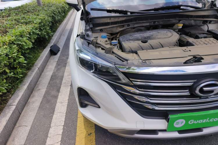 Used GAC Trumpchi GS5 2020 Advanced Model 270T Automatic Elite Edition Right Front Headlight