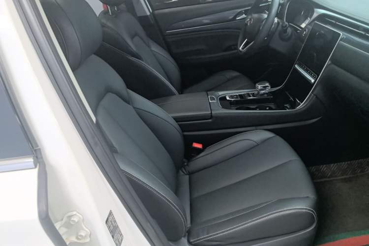 Used GAC Trumpchi GS5 2020 Advanced Model 270T Automatic Luxury Edition Right Front Seat