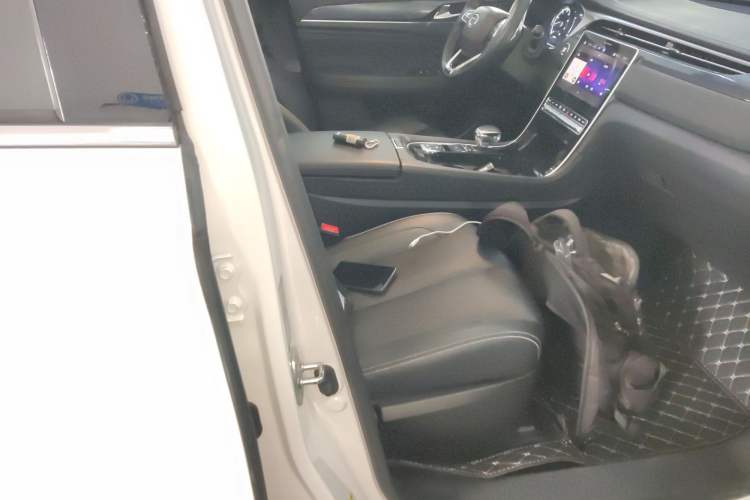 Used GAC Trumpchi GS5 2020 Advanced Model 270T Automatic Luxury Edition Right Front Seat