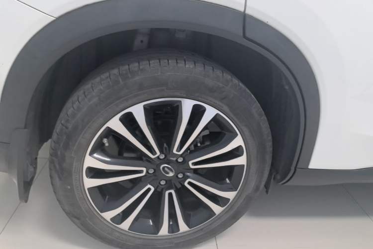 Used GAC Trumpchi GS5 2020 Advanced Model 270T Automatic Luxury Edition Right Rear Wheel Hub
