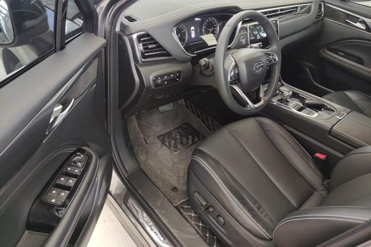 Used GAC Trumpchi GS5 2021 Advanced Model 270T Tech Smart Edition Driver Seat