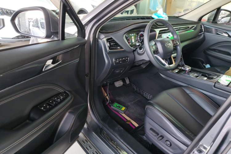 Used GAC Trumpchi GS5 2021 Advanced Model 270T Tech Smart Edition Driver Seat