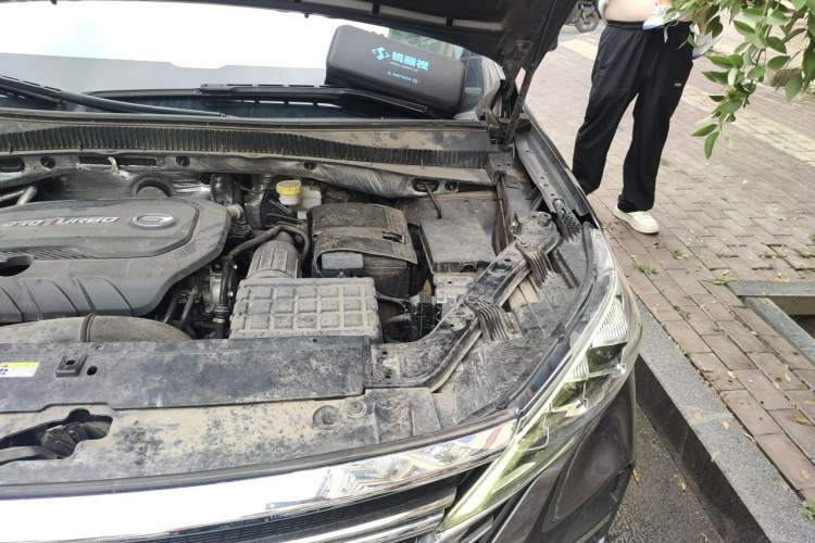 Used GAC Trumpchi GS5 2021 Advanced Model 270T Tech Smart Edition Engine Bay Left