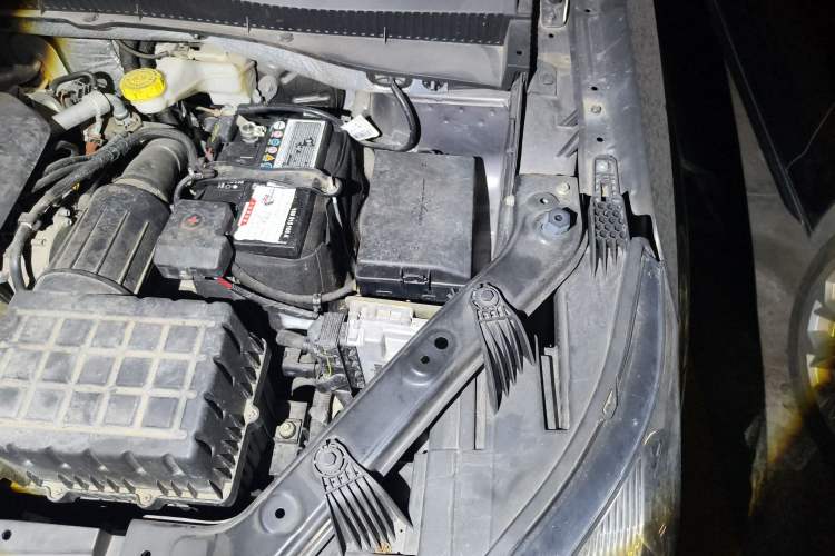 Used GAC Trumpchi GS5 2021 Advanced Model 270T Tech Smart Edition Engine Bay Left