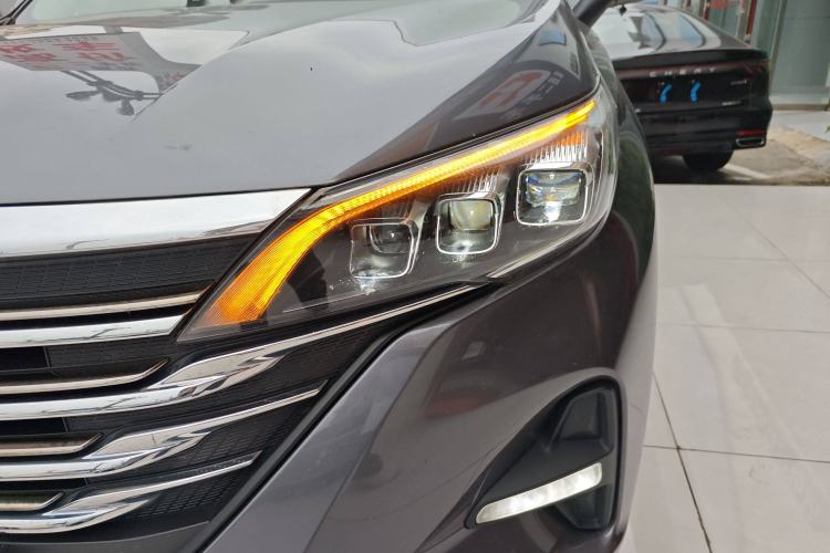 Used GAC Trumpchi GS5 2021 Advanced Model 270T Tech Smart Edition Left Front Headlight