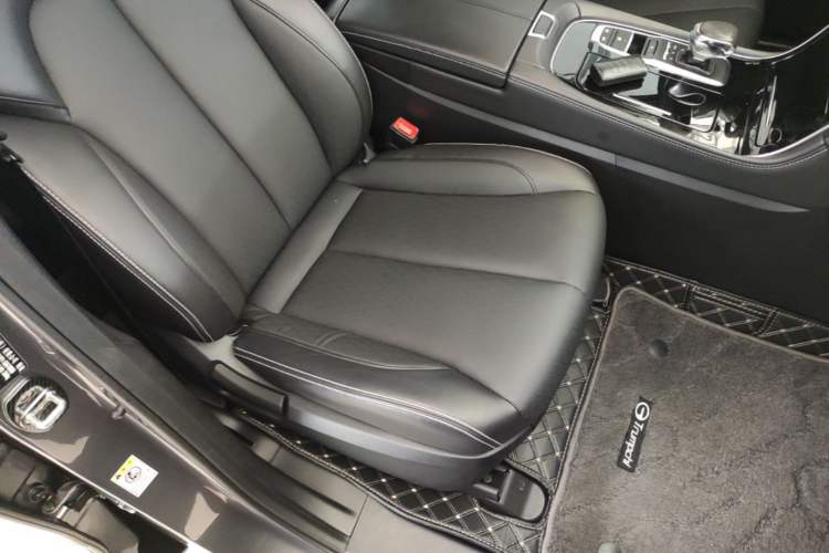 Used GAC Trumpchi GS5 2021 Advanced Model 270T Tech Smart Edition Right Front Seat