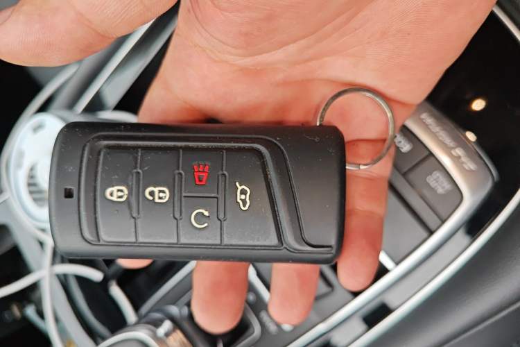 Used GAC Trumpchi GS5 2021 Advanced Model 270T Tech Smart Edition Vehicle Key