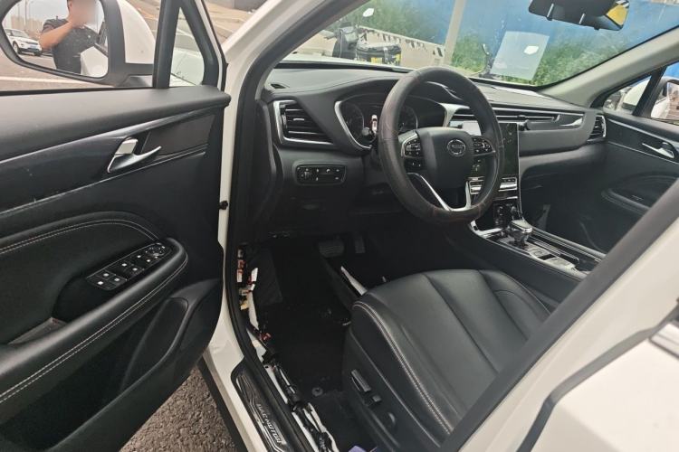 Used GAC Trumpchi GS5 2021 Advanced Model 270T Tech Smart Edition Driver Seat