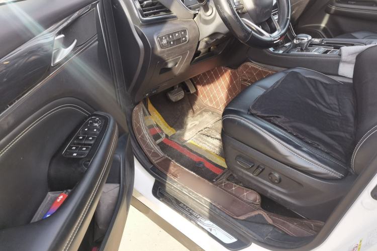 Used GAC Trumpchi GS5 2021 Advanced Model 270T Tech Smart Edition Driver Seat
