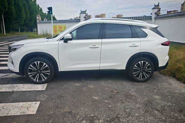Used GAC Trumpchi GS5 2021 Advanced Model 270T Tech Smart Edition Exterior 4