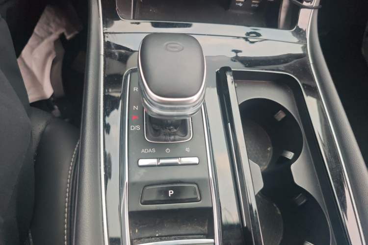 Used GAC Trumpchi GS5 2021 Advanced Model 270T Tech Smart Edition Gear Lever
