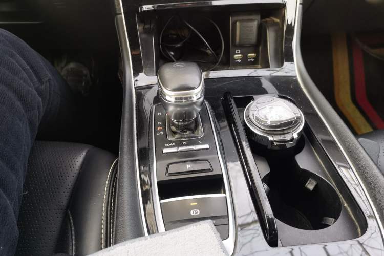 Used GAC Trumpchi GS5 2021 Advanced Model 270T Tech Smart Edition Gear Lever