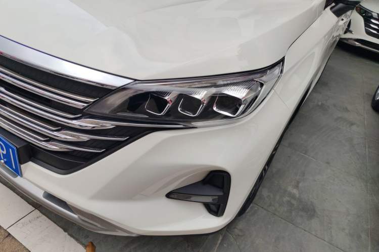 Used GAC Trumpchi GS5 2021 Advanced Model 270T Tech Smart Edition Left Front Headlight
