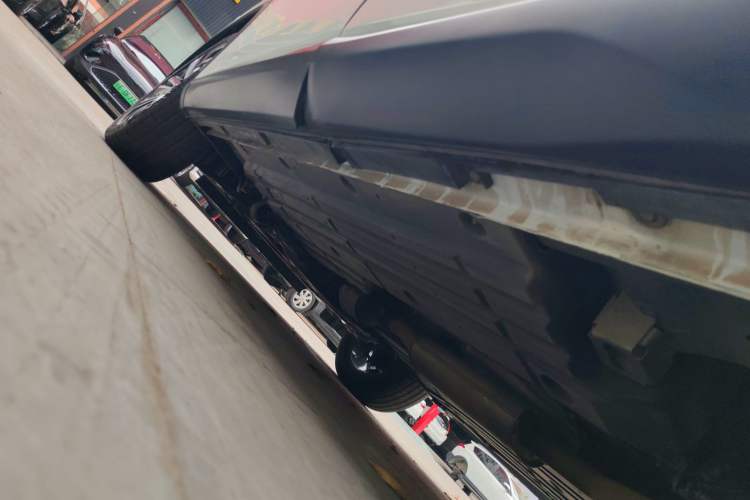 Used GAC Trumpchi GS5 2021 Advanced Model 270T Tech Smart Edition Left Side Sill