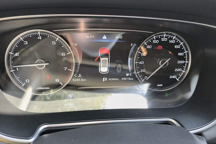 Used GAC Trumpchi GS5 2021 Advanced Model 270T Tech Smart Edition Odometer Close Up