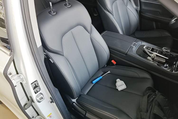 Used GAC Trumpchi GS5 2021 Advanced Model 270T Tech Smart Edition Right Front Seat
