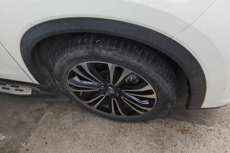 Used GAC Trumpchi GS5 2021 Advanced Model 270T Tech Smart Edition Right Front Wheel Hub
